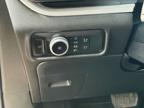 Certified 2023 Ford Explorer XLT w/ Equipment Group 202A image 14