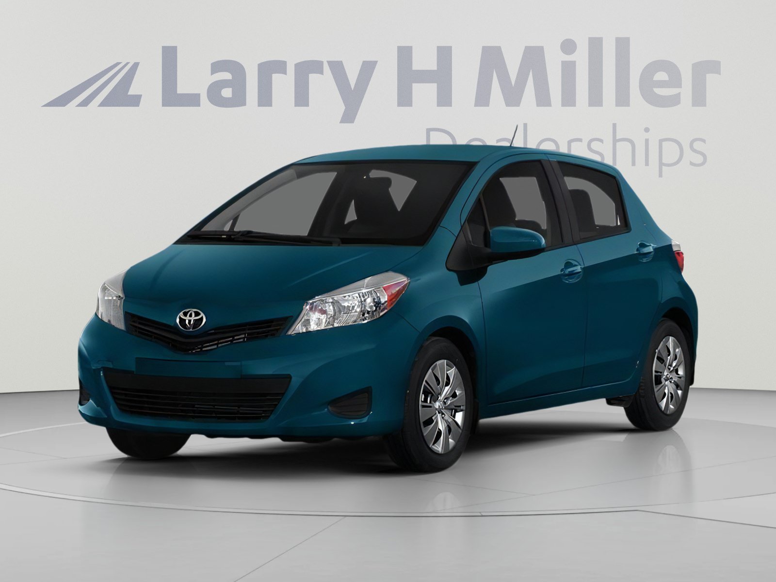 Used 2014 Toyota Yaris L FWD image 1