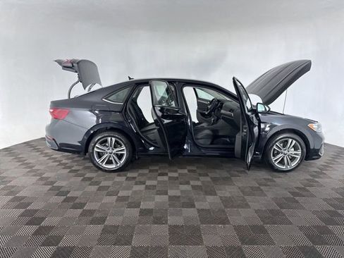 Used 2024 Volkswagen Jetta SE image 16