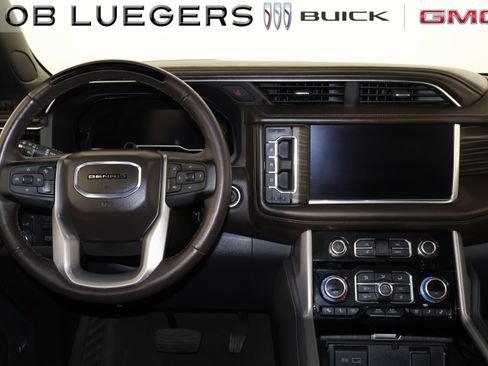 Certified 2024 GMC Yukon Denali w/ Denali Reserve Package AWD/4WD image 15
