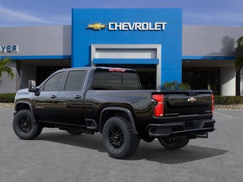 New 2026 Chevrolet Silverado 2500 ZR2 AWD/4WD image 3