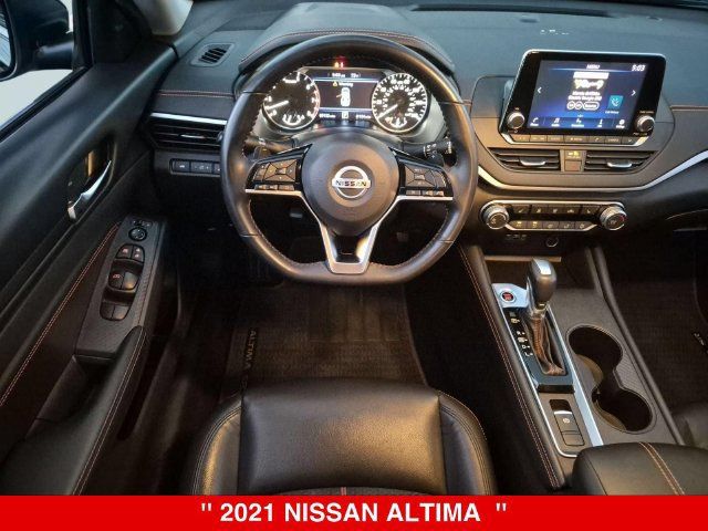 Certified 2021 Nissan Altima 2.5 SR w/ SR Premium Package AWD/4WD image 33