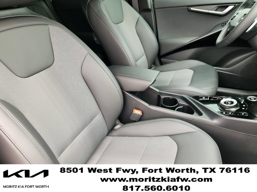 Certified 2026 Kia Niro Wind FWD image 13