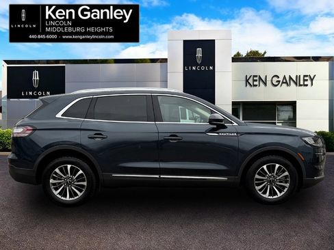 Used 2023 Lincoln Nautilus AWD w/ Premium Package image 8