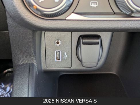Used 2025 Nissan Versa S w/ Trunk Package image 21