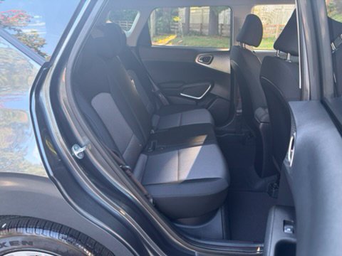 Used 2024 Kia Soul LX FWD image 30