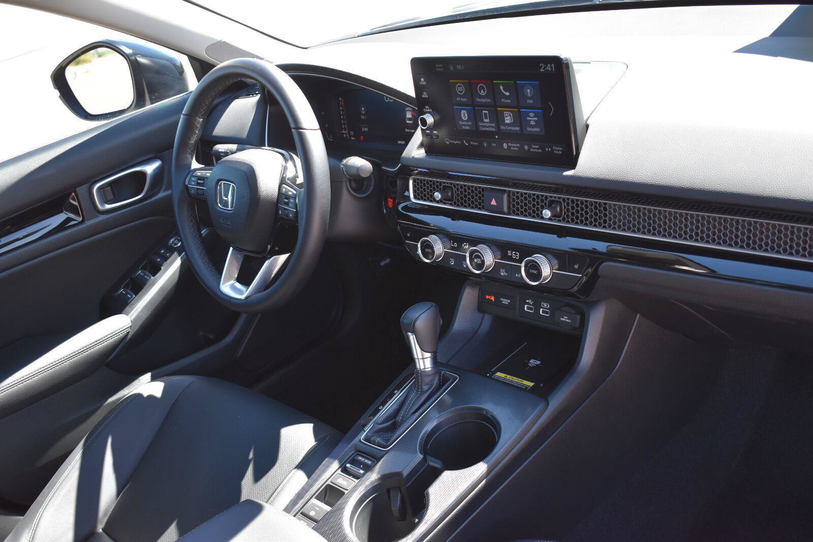 Used 2024 Honda Civic Touring image 14