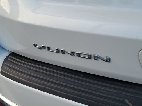 Used 2022 GMC Yukon Denali RWD image 7