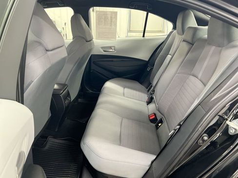 Used 2025 Toyota Corolla SE w/ Convenience Package image 22