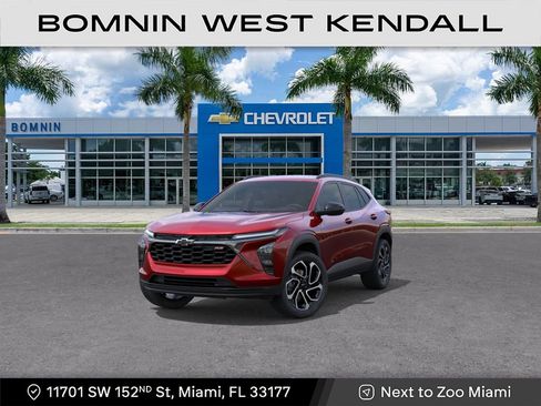 Used 2026 Chevrolet Trax RS w/ Driver Confidence Package FWD image 1