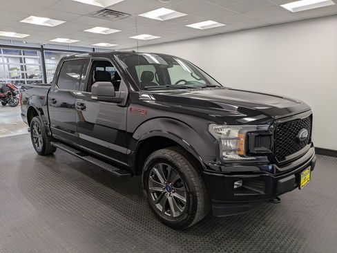 Used 2018 Ford F150 XLT w/ Equipment Group 302A Luxury image 3