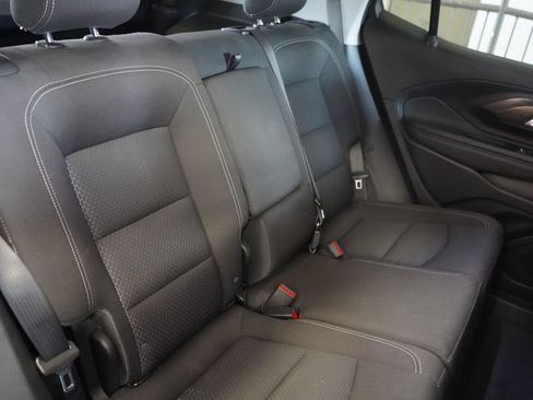 Used 2024 GMC Terrain SLE AWD/4WD image 25