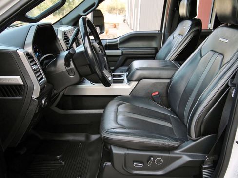 Used 2018 Ford F250 Platinum w/ Platinum Ultimate Package image 24