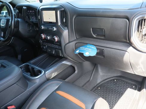 Certified 2021 GMC Sierra 1500 AT4 w/ AT4 Value Package AWD/4WD image 32