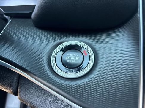Used 2024 Jeep Grand Cherokee Altitude AWD/4WD image 16