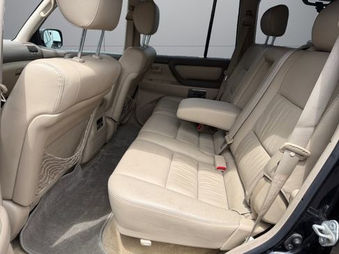 Used 2007 Toyota Land Cruiser AWD/4WD image 16