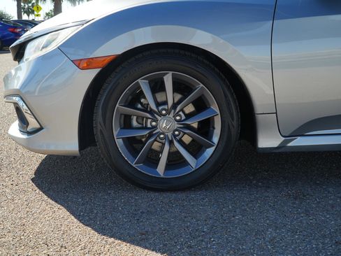 Used 2021 Honda Civic EX image 12