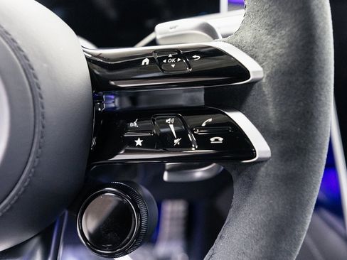 Certified 2025 Mercedes-Benz S 63 AMG S w/ Carbon Fiber Exterior Package image 13