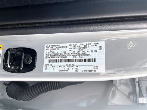 Used 2024 Ford F150 Lariat AWD/4WD image 5