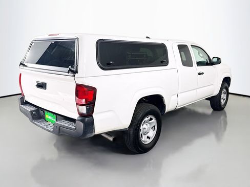 Used 2022 Toyota Tacoma SR image 10