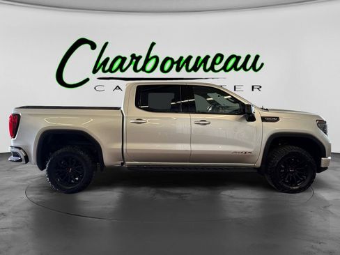 Used 2022 GMC Sierra 1500 AT4X image 6