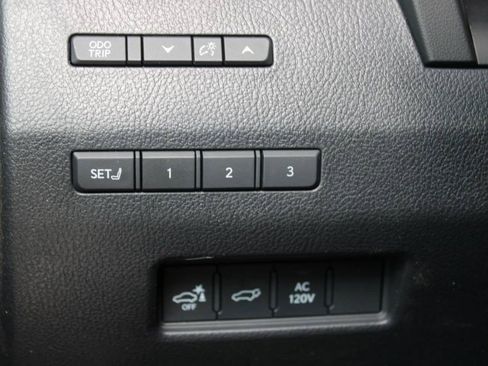 Used 2024 Lexus GX 550 w/ Accessory Package (2T) AWD/4WD image 28