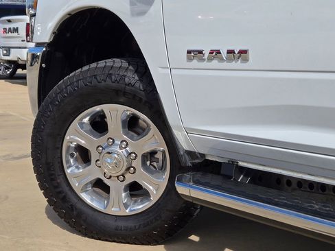 Used 2024 RAM 2500 Big Horn w/ Off Road Package image 31