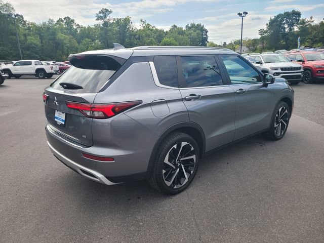 Used 2023 Mitsubishi Outlander SE AWD/4WD image 6