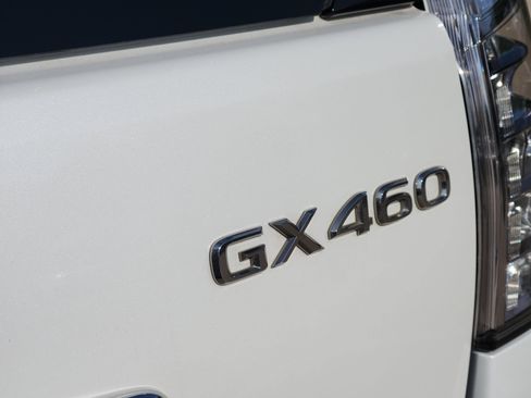 Used 2019 Lexus GX 460 Premium AWD/4WD image 13