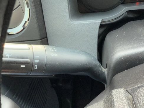 Used 2015 Ford F250 XLT w/ Snow Plow Prep Package image 13