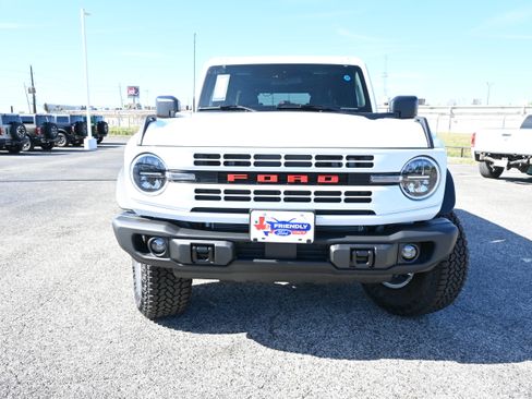 New 2026 Ford Bronco Heritage Edition image 9