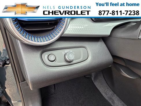 New 2026 Chevrolet Trax LT w/ Driver Confidence Package FWD image 17