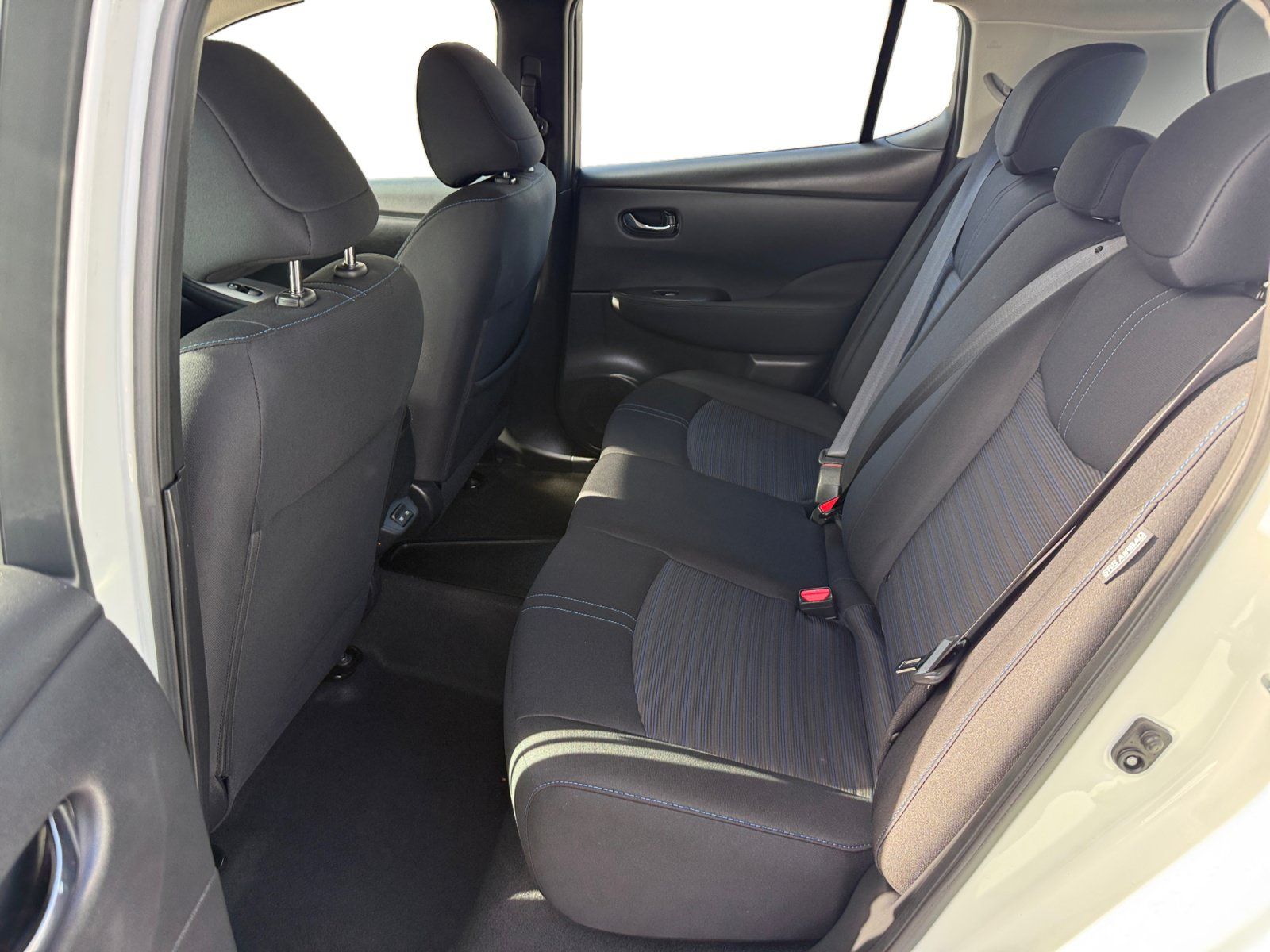 Used 2022 Nissan Leaf S Plus FWD image 16