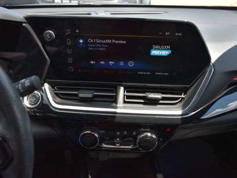 Used 2024 Chevrolet Trax RS w/ Driver Confidence Package FWD image 25