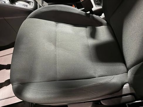 Used 2024 Nissan Kicks S FWD image 15