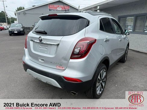 Used 2021 Buick Encore Preferred AWD/4WD image 3