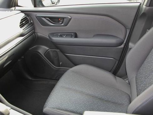 Certified 2025 Subaru Forester Premium image 26