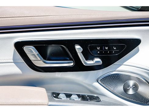 Certified 2023 Mercedes-Benz EQS 580 4MATIC SUV image 23