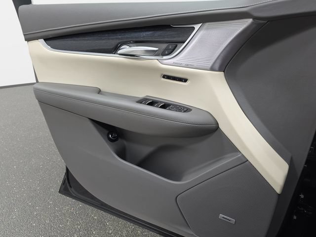 Certified 2024 Cadillac XT6 Premium Luxury w/ LPO, Floor Liner Package AWD/4WD image 25