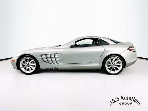 Used 2006 Mercedes-Benz SLR image 4