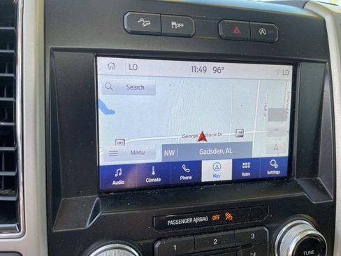 Used 2019 Ford F150 Lariat w/ Equipment Group 502A Luxury AWD/4WD image 25