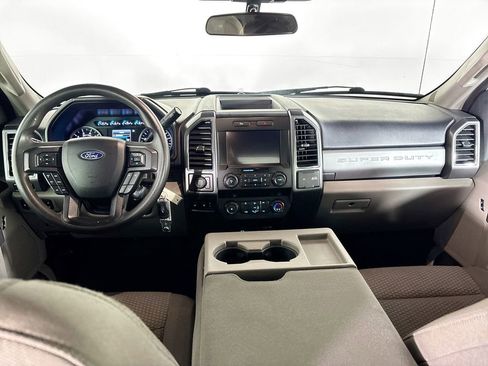 Used 2021 Ford F250 XLT image 12