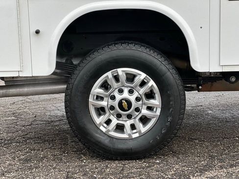 Used 2025 Chevrolet Silverado 2500 W/T w/ WT Convenience Package image 30