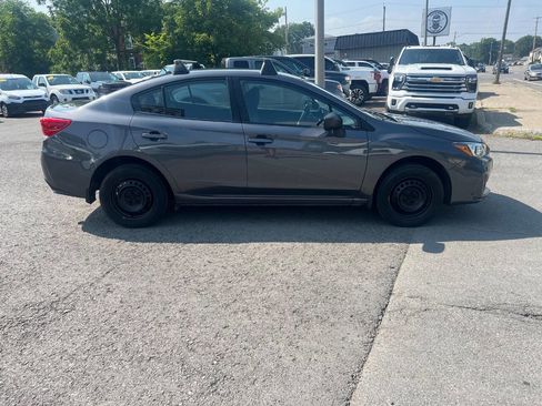 Used 2019 Subaru Impreza 2.0i image 6