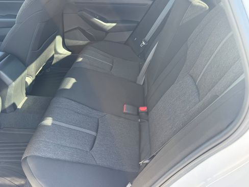 Used 2023 Honda Accord Sport image 21