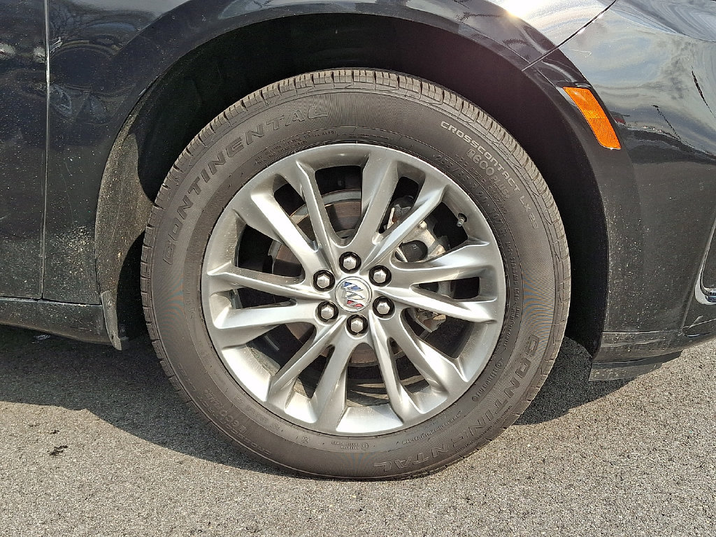 Used 2024 Buick Enclave Avenir w/ Avenir Technology Package AWD/4WD image 8
