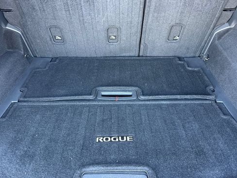 Used 2021 Nissan Rogue Platinum AWD/4WD image 14