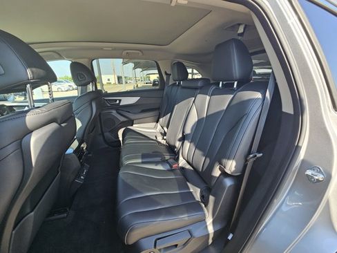 Used 2023 Acura MDX FWD image 13