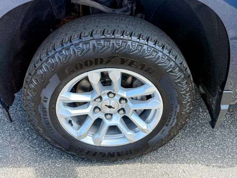 Certified 2023 Chevrolet Silverado 1500 RST AWD/4WD image 11