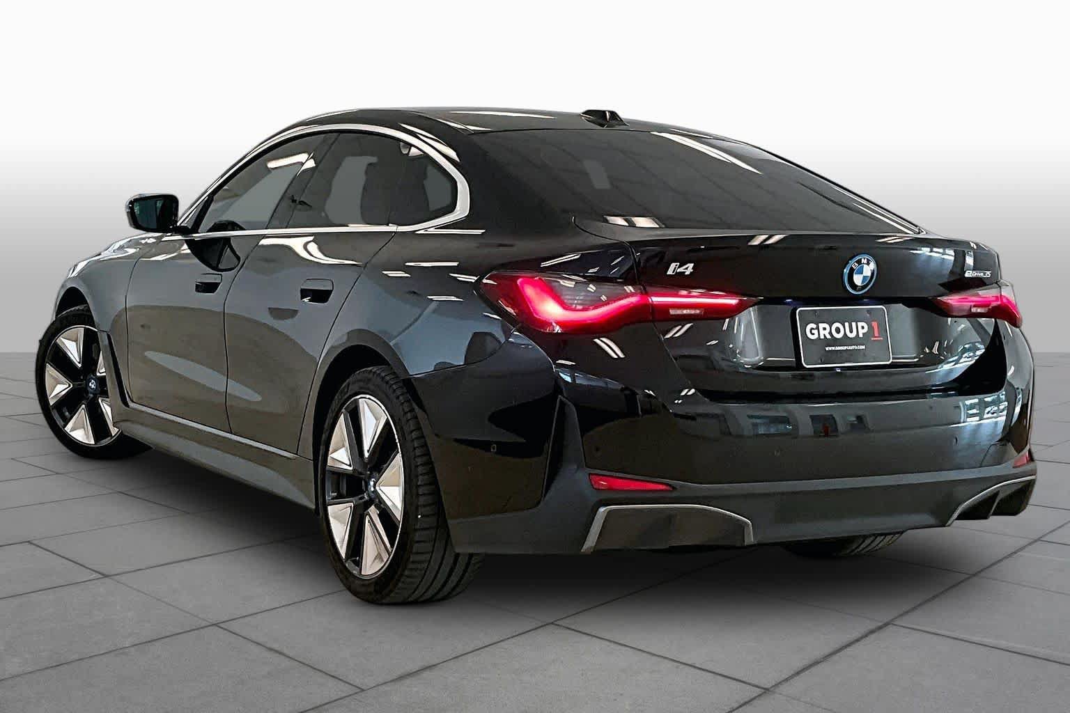 Used 2023 BMW i4 eDrive35 w/ Premium Package RWD image 11
